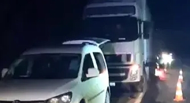 Arızalanan TIR'ını tamir etmeye çalışan Polonyalı şoför, TIR'ın çarpmasıyla öldü