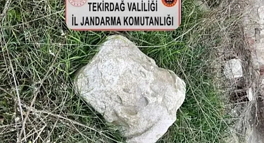 Binanın bahçesinde Roma dönemine ait sütun başlığı bulundu
