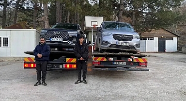 Düzensiz Göçle Mücadelede 81 Göçmen ve 2 Araç Kırklareli’de Yakalandı