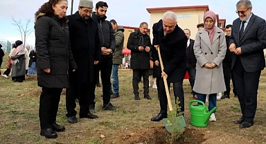 Kırklareli Üniversitesi'nde Fidan Dikme Etkinliği Gerçekleşti