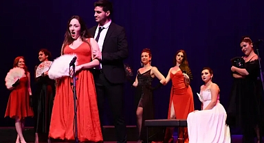 Lüleburgaz’da Sanatın Zirvesi: ‘Ahh Şu Opera’ İzleyenleri Büyüledi