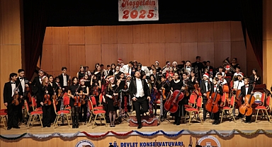 TRAKYA ÜNİVERSİTESİ DEVLET KONSERVATUVARI ÇOCUK ORKESTRASINDAN YENİ YIL KONSERİ