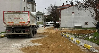 Vize’de Doğalgaz Çalışmaları Sonrası Yol ve Kaldırımlar Yenileniyor!
