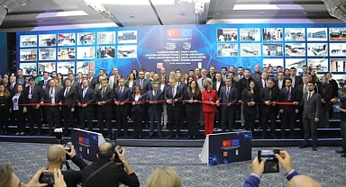 Başkan Akın; Dijital Gençlik Merkezleri Gençleri Geleceğin Mesleklerine Hazırlıyor!