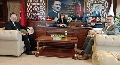 Başkan Zafer Sezgin Geldi ve Ekibi, İl Müdürü Ayşe Sarı'yı Ziyaret Etti!