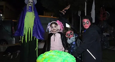Bin Yıllık Gelenek 'Koleda', Büyükmandıra'da Renkli Görüntülerle Kutlandı