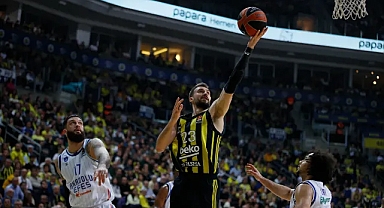 Fenerbahçe Beko, Anadolu Efes’i 84-76 Mağlup Ederek Galip Geldi!