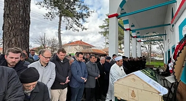 İnece Belediye Başkanı İlhan Arı’nın Babası Rıza Arı Son Yolculuğuna Uğurlandı