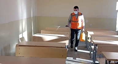 Kavaklı Belediyesi Okullarda Sağlık İçin Kolları Sıvadı!