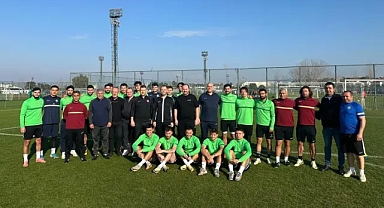 Kırklareli Belediye Başkanı Derya Bulut, Kırklarelispor'un Antalya Kampını Ziyaret Etti