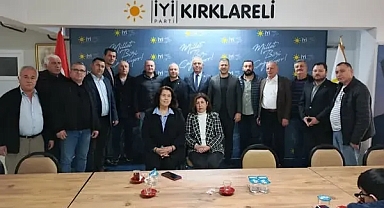 Kırklarelispor'dan Şehrin Siyasi Temsilcilerine Tebrik Ziyareti