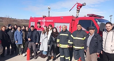 Lalapaşa Belediyesi İtfaiye Ekibi, Sağlık Çalışanlarını Yangın Güvenliği Konusunda Eğitti