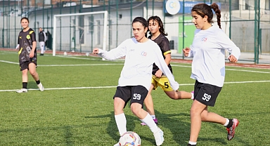 SÖMESTİR FUTBOL TURNUVASI BAŞLADI