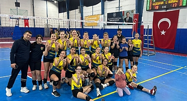 Vize BelediyeSpor Voleybol Takımı Sezona Galibiyetle Başladı!