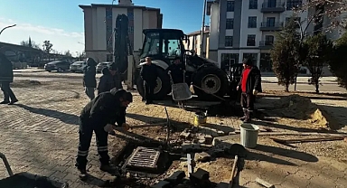 Alpullu Belediye Başkanı Orhan Saltık, Yol Onarım Çalışmalarını İnceledi