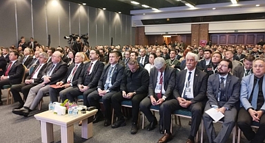 Başkan Geldi, Marmaris'te Deprem Gerçeği ve Afet Yönetimi Çalıştayı’na Katıldı