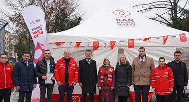 Başkan Sarıkurt, Kan Bağışı Kampanyasına Katıldı