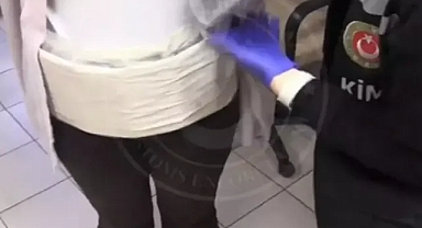 Beline sarılı bezde 40 kaçak cep telefonuyla yakalandı