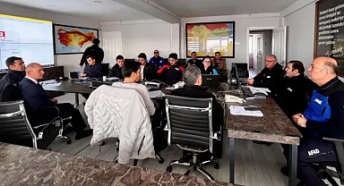 Kırklareli'de Kar Yağışı: Kış Tedbirleri Kriz Yönetim Merkezi Toplandı