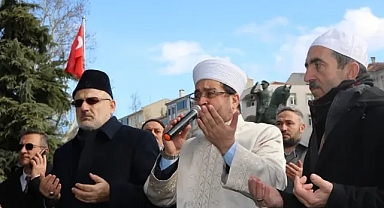 Kırklareli'nden 80 Kişilik Umre Kafilesi Yola Çıktı