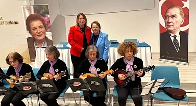 Lüleburgaz'da Cumhuriyet ve Eğitim Paneli Gerçekleşti