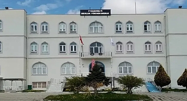 Pınarhisar MYO'dan 2024-2025 Bahar Dönemi Mazeretli Kayıt Bilgilendirmesi