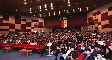 Trakya Üniversitesi İŞKUR Gençlik Programı ile 1.213 Öğrenciye İstihdam Kapısı