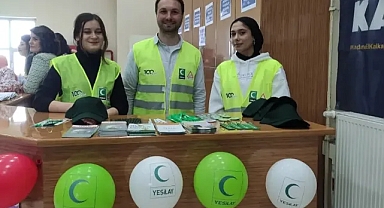 Yeşilay Vize İlçesi'nde Bilinçlendirme Standı Açtı