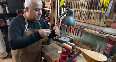 3 telli saz ustası, enstrümanı gelecek kuşaklara aktarmak için çırak bulamıyor