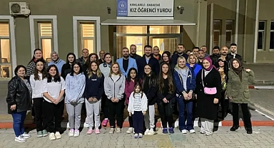 Babaeski Belediye Başkanı Dr. Fırat Yayla, KYK Kız Yurdu'nda Öğrencilerle Sahur Yaptı