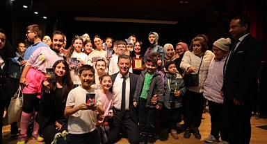Çocuk Tiyatro Kulübü 