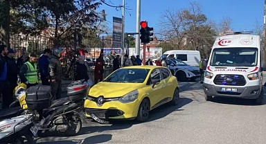 Çorlu'da otomobille çarpışan motosiklet sürücüsü yaralandı
