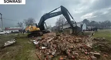 Edirne'de 20 kaçak yapı yıkıldı