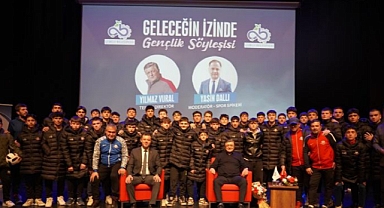 Futbolun Efsane İsmi Yılmaz Vural Çorlu`da Gençlerle Buluştu	