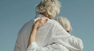 Kadınlar Türkiye'de Erkeklere Göre Daha Uzun Yaşıyor: 2024 İstatistikleri