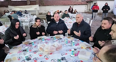 Karahıdır Mahallesi'nde İftar Sofrası Kuruldu