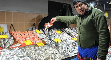 Kırklareli Kapalı Pazar'da Kışın Gözdesi Hamsi ve İstavrit Oldu!