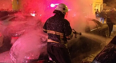 Kırklareli Otoparktaki Araç Yangını: 2 Araç Daha Zarar Gördü