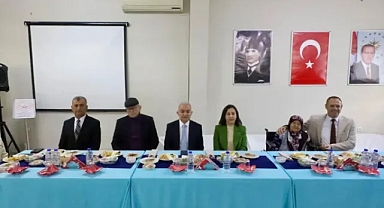 Kırklareli Valisi Uğur Turan Bayramda Huzurevi Sakinleriyle Buluştu