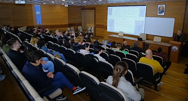 Sanat Tarihçi Prof. Dr. Filiz Yenişehirlioğlu, Trakya Üniversitesi Öğrencileri ile Buluştu