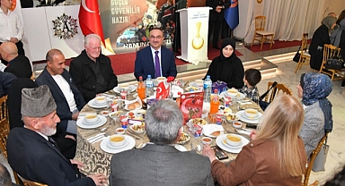 Vali Soytürk Jandarmalar, Şehit Aileleri ve Gazilerle Birlikte İftar Yaptı