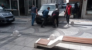 Karaumur Caddesi'nde Şaşkınlık Yaratan Manevra!