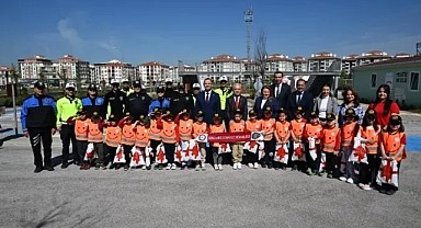 Minik Öğrencilere Trafik Bilinci Aşılandı