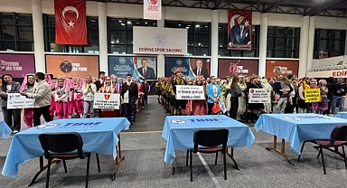Okul Sporları Halk Oyunları Gençler Grup Yarışmalarında Edirne'de Renkli Görüntüler