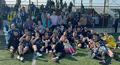 Pehlivanköy Spor'dan Tarihi Dönüş! İki Yıl Aradan Sonra Gelen Gurur Verici Şampiyonluk 