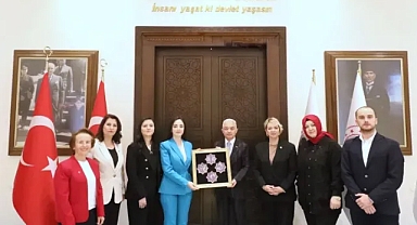 Vali Uğur Turan, Önemli Konuklarını Makamında Kabul Etti 