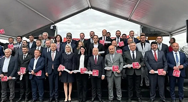 Yeni Hizmet Aracını Başkanı Ufuk İN Teslim Aldı