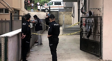 5'inci katın penceresinden düşen 2 yaşındaki Meyra, öldü