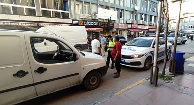 Aracıyla ters yöne giren ehliyetsiz ve alkollü sürücüye 60 bin lira ceza