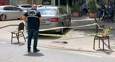 'Camide minibüs yıkama' diye uyaran muhtarı bıçakla yaraladı